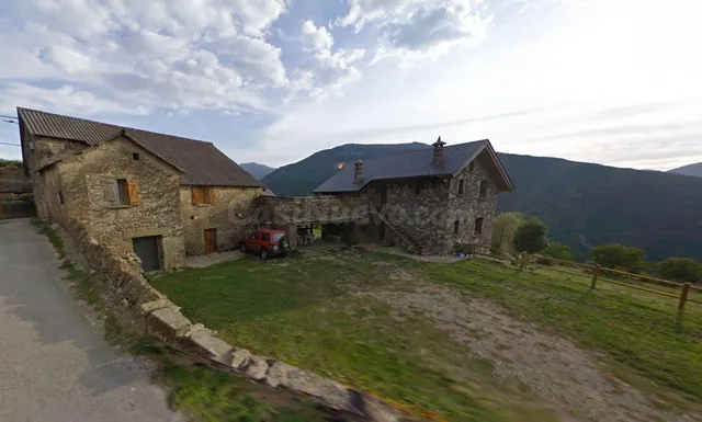 Se vende casa OKUPA en Broto (Huesca). - foto 3