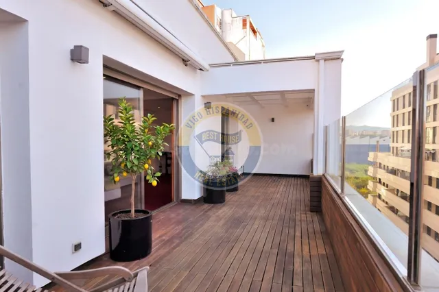 ¡Espectacular piso reformado con gran terraza solárium y pla - foto 3