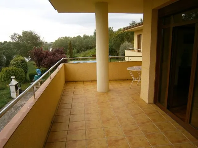 VENTA CHALET ZONA SAN FRONTIS-CARRASCAL, 6 habitaciones, TRES BAÑOS, PISCINA, GRAN PARCELA — 34