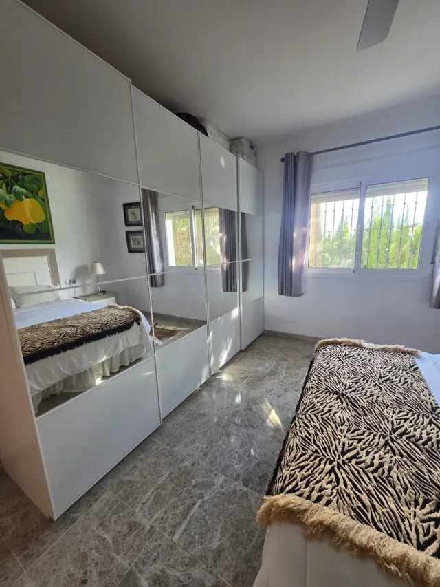 se vende chalet en casares golf — 7