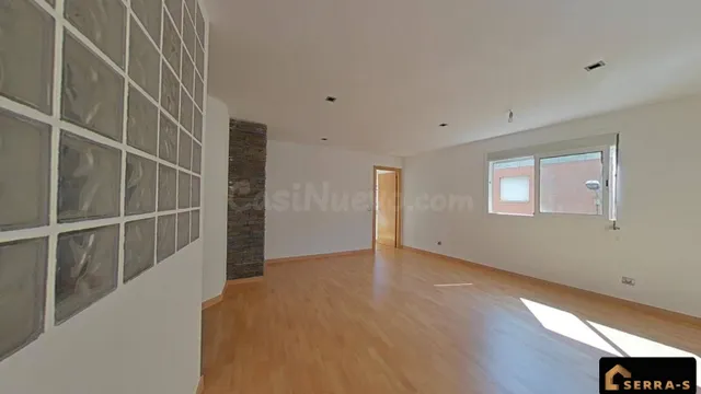 ¡IDEAL INVERSORES! Piso con alta rentabilidad garantizada en - foto 2