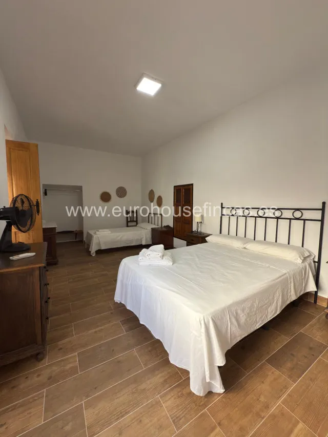 Descubre esta espectacular casa de pueblo ubicada en pleno corazón de Ardales!!! — 37
