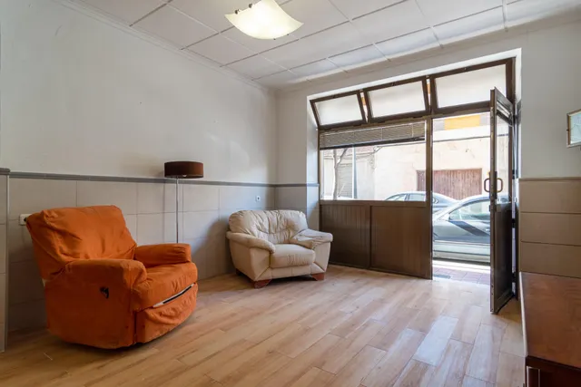 OPORTUNIDAD!!! LOCAL COMERCIAL COMO VIVIENDA. ubicación PERFECTA!!! — 12