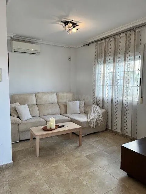 Casa Independiente en La Mata: Luz, Espacio y ubicación perf - foto 5
