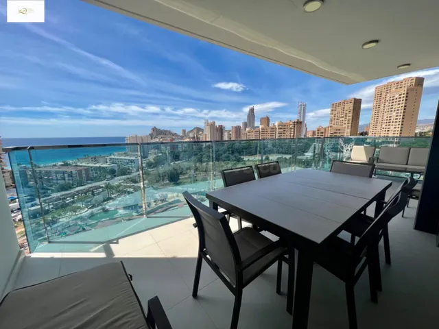 SE ALQUILA APARTAMENTO EN SUNSET DRIVE EN PONIENTE, BENIDORM