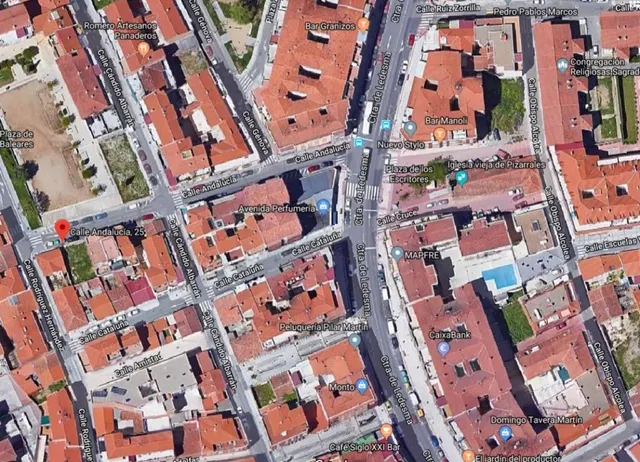 SOLAR CON PROYECTO EN CALLE ANDALUCIA — 2