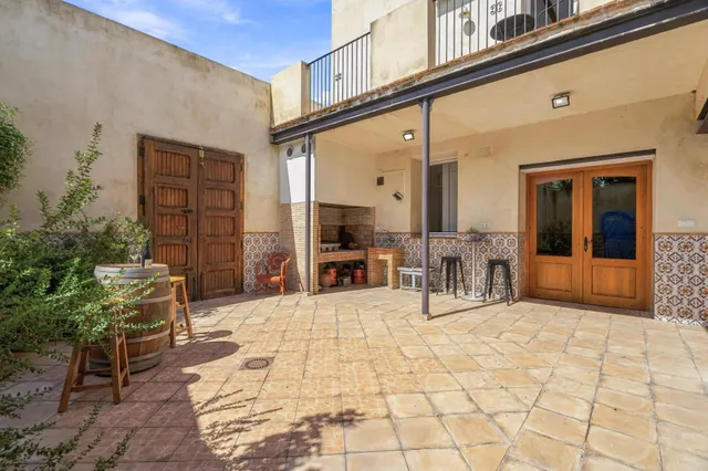 Finca rústica con vivienda reformada, piscina y cultivo ecólógico — 40