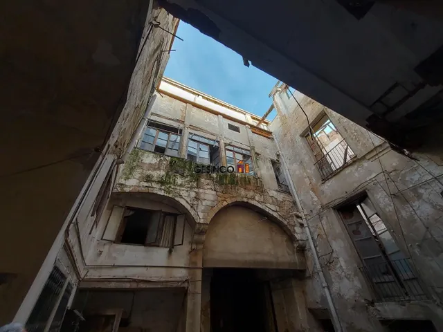 CASA-PALACIO, CÉNTRICO, DE ESTILO GÓTICO - foto 4
