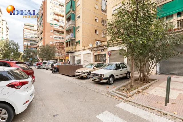 ✨ ¡OPORTUNIDAD ÚNICA EN EL ZADÍN! ✨  Local Reformado de 45 m2 con Gran Potencial — 21
