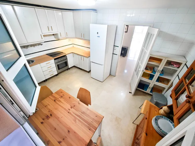En Venta Piso en el Paseo Maritimo de ALmeria Capital — 38