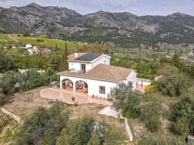 Chalet 3 habitaciones 239m² en venta - South of spain — 43