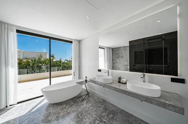 Villa 6 habitaciones 647m² en venta - Marbella — 34