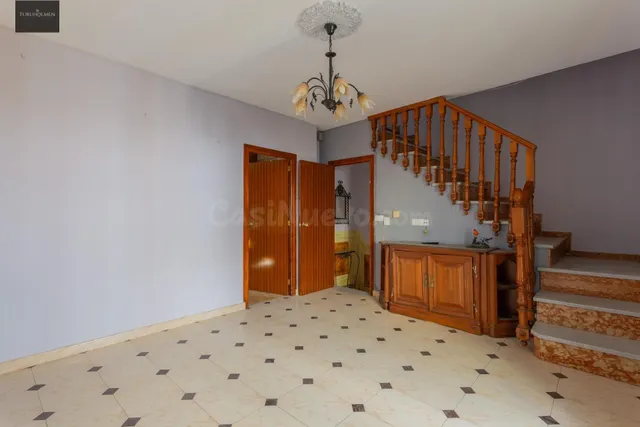 Bonita casa en Montejicar — 2