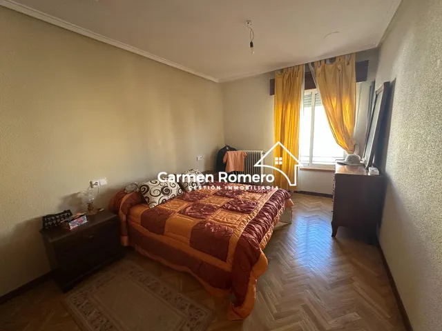 ADOSADO EN VENTA  EN VILLAMAYOR. URB. PIEDRA DORADA — 30
