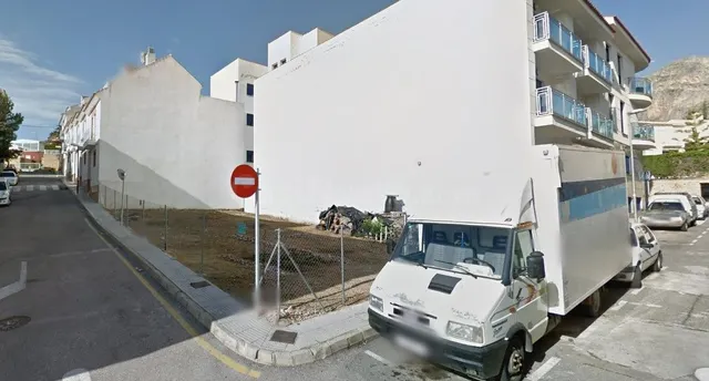 Terreno urbano en venta - Pueblo