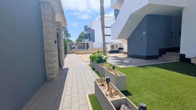 Ático 3 habitaciones 91m² en venta - EL RASO — 32