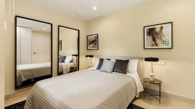 APARTAMENTO TOTALMENTE REFORMADO CON VISTAS DESPEJADAS AL MAR EN VENTA EN BAHÍA DEL VELERÍN, ESTEPON — 8