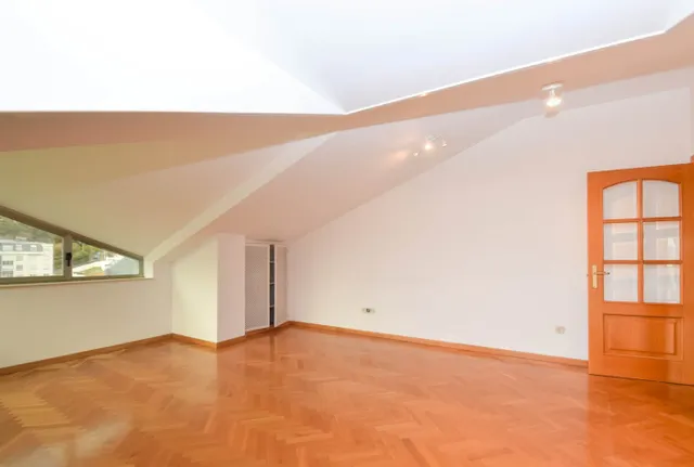 Apartamento de diseño en a corveira, Culleredo — 7