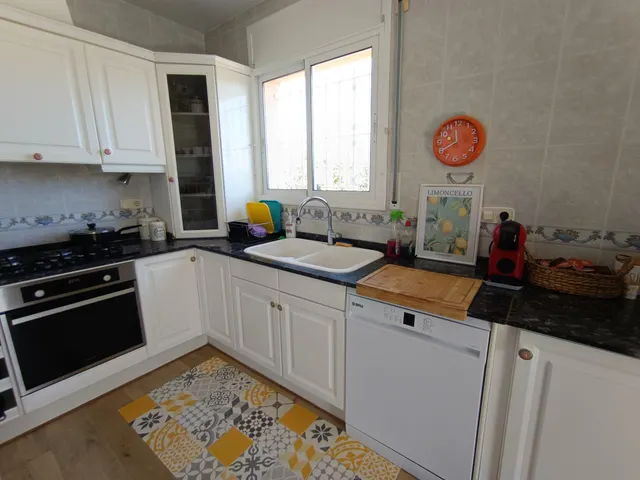 Exclusiva villa reformada y moderna con vistas al mar y montaña, piscina, cocina de verano y apartamento independiente — 20