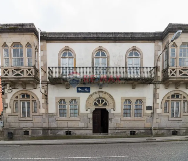 Edificio 2676m² en venta - A Guarda