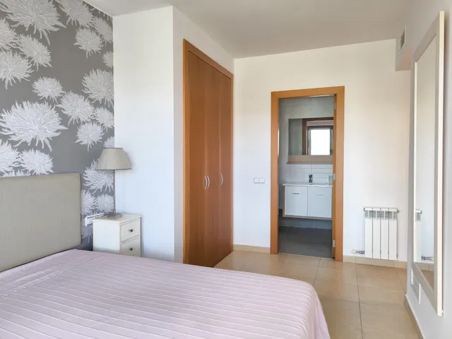 Tu nuevo hogar en Tarragona te espera: amplio, luminoso, con terraza y piscina! — 17