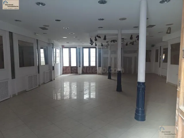 Local comercial en Venta en Bejar Salamanca - foto 3