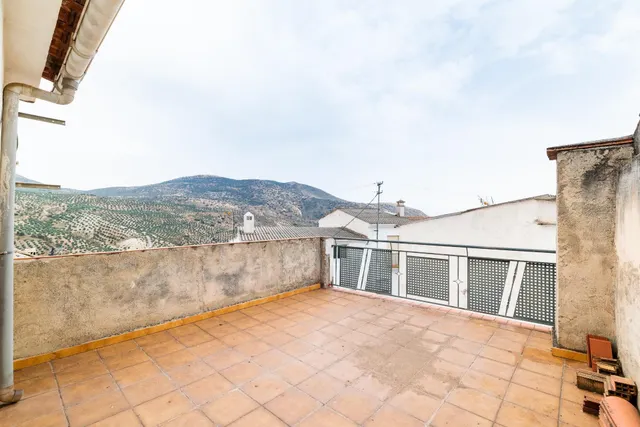 Casa reformada en Colomera lista para terminar a tu gusto — 32