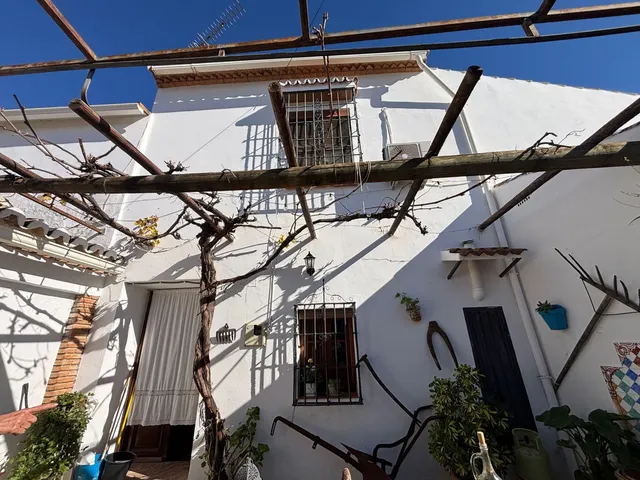 Chalet 5 habitaciones 250m² en venta - Polígono - Alrededores - Pedanías — 23