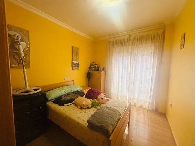Piso con garaje, 3 dormitorios y suite con vestidor — 15