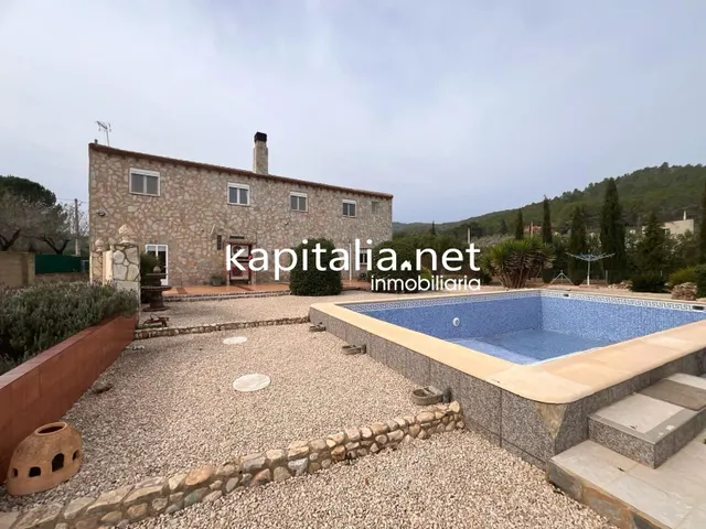Chalet a la venta en l'Olleria — 5