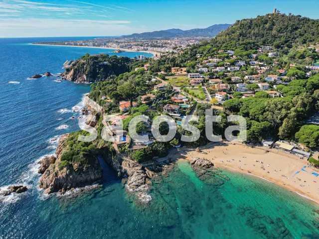 Villa reformada con vistas al mar en Cala Sant Francesc, Bla