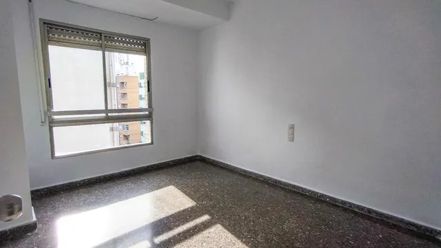 Amplio Piso en Alquiler con Terraza en La Creu del Grau, Valencia — 22