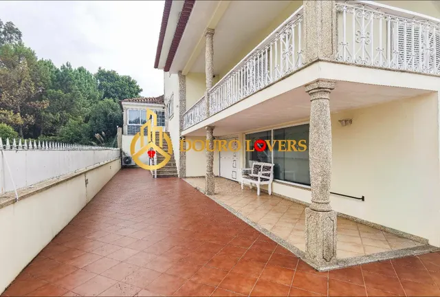 Casa 4 habitaciones 573m² en venta - Ferreira — 35