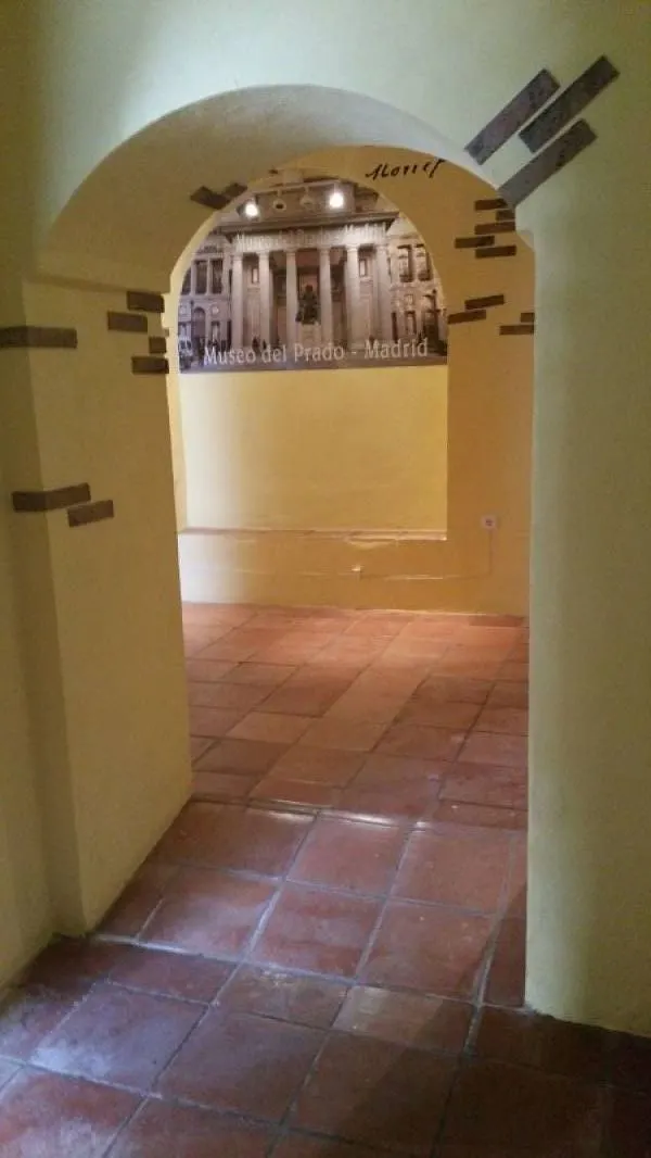 VENTA DE FABULOSO LOCAL COMERCIAL EN EL CASCO ANTIGUO — 14
