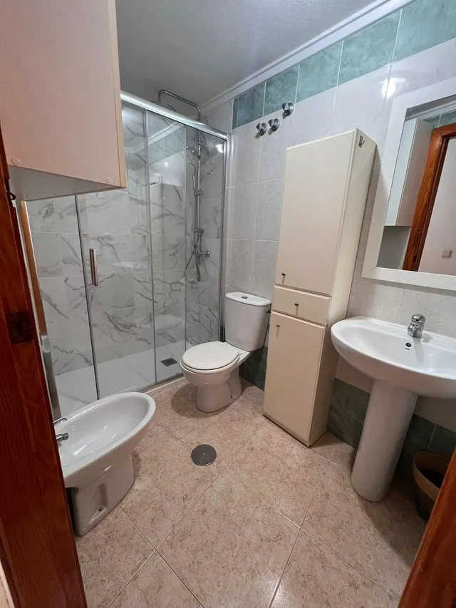 Fabuloso apartamento con piscina comunitaria, idoneo para vivir todo el año — 13