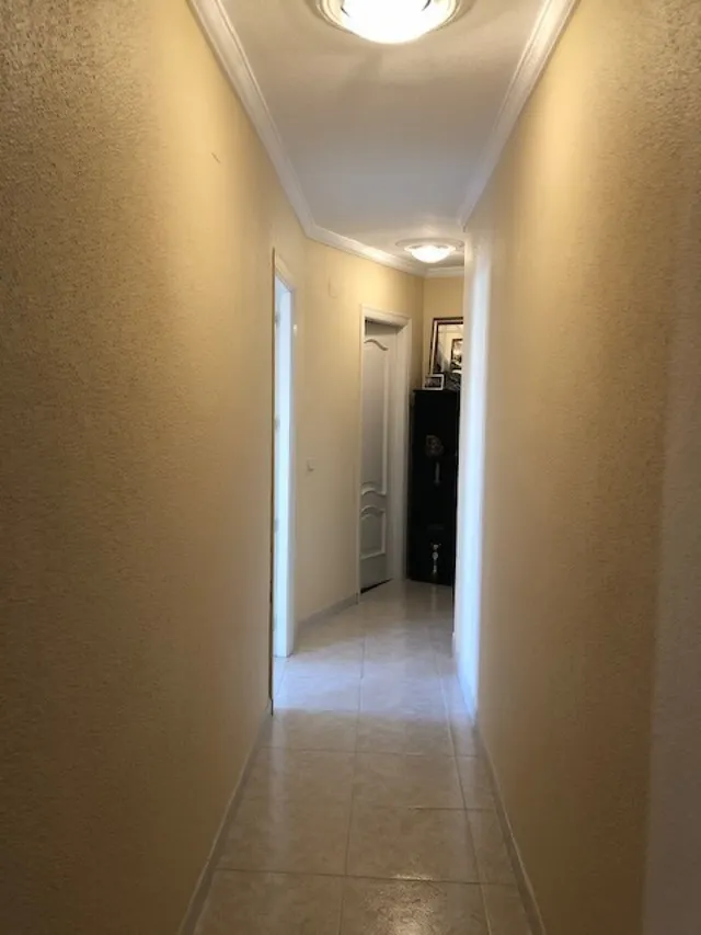 Edificio con piso dúplex y local en planta baja en el centro de Alhaurin de la Torre. — 26