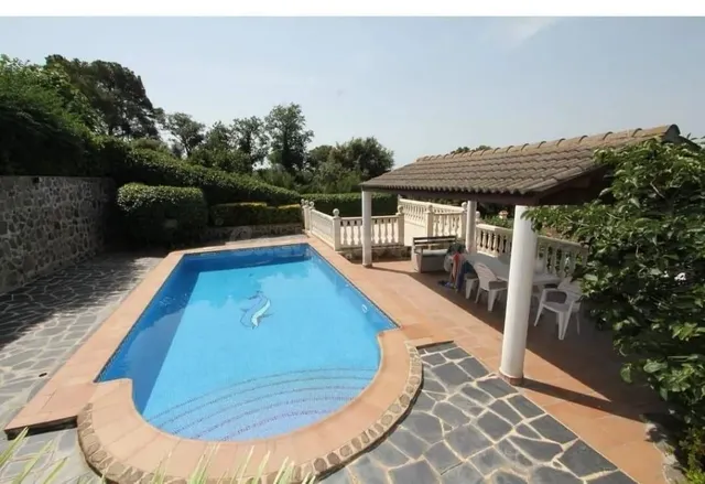 PRECIOSA CASA A 4 VIENTOS EN MAÇANET - foto 5