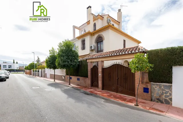 VIVIENDA PAREADA EN MONTELUZ — 5