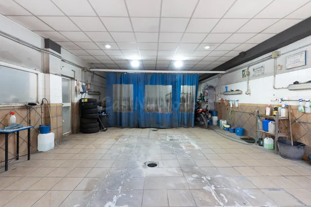 Local comercial 95m² en venta - Zona metropolitana - foto 3