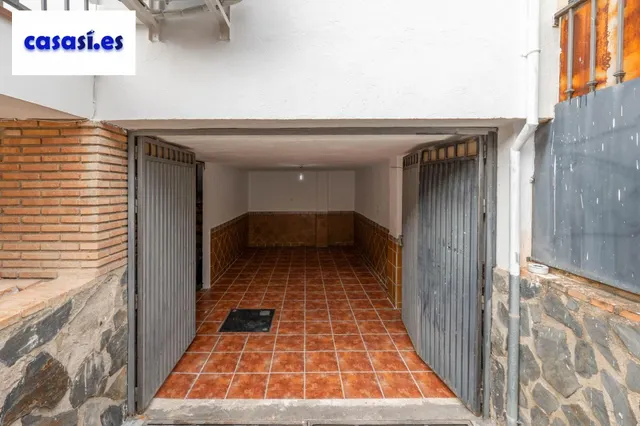 Encantadora Casa Reformada en Ogijares con Vistas y Espacios para Disfrutar — 41