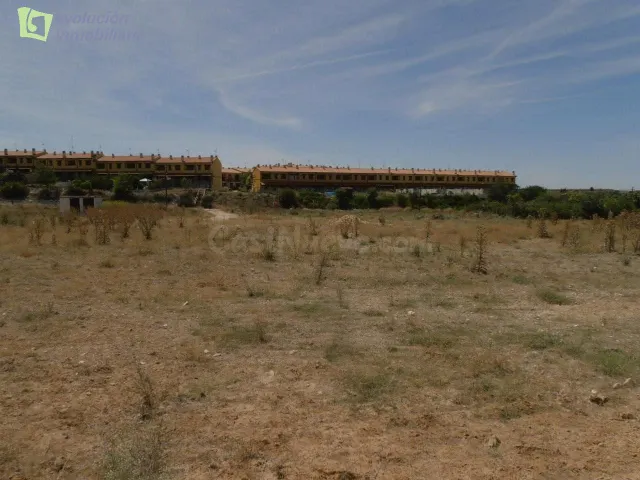 TERRENO URBANIZABLE FUENTELCESPED - ARANDA- - foto 5