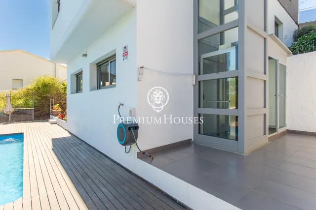 Casa en venta en Sant Cebrià de Vallalta - Urb. Vistamar — 16
