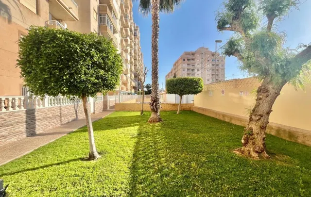 Apartamento totalmente reformado en urbanización con 2 piscinas, Aguas Nuevas, Torrevieja — 26
