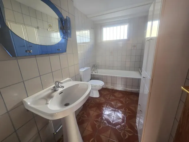 SE ALQUILA CON OPCION A COMPRA DUPLEX A 50 MTS DE LA PLAYA — 31