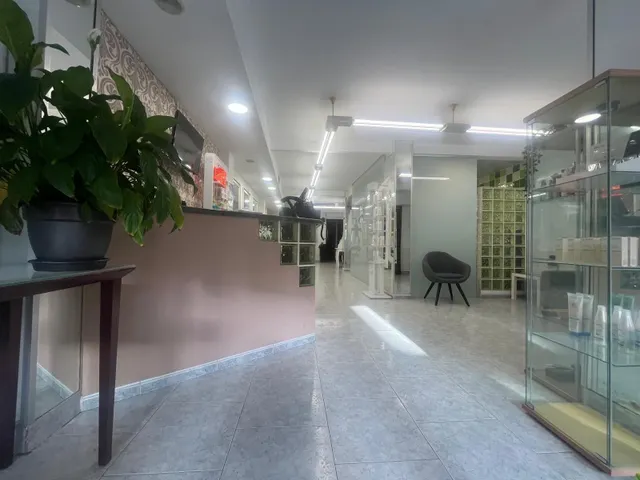 Gran oportunidad local de 139 metros en Valdeolleros — 6