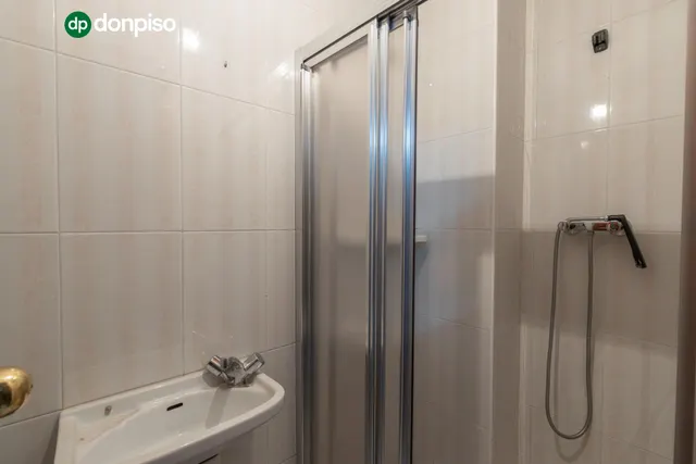 Exclusiva vivienda con piscina en la zona del Serrallo con piscina comunitaria — 50