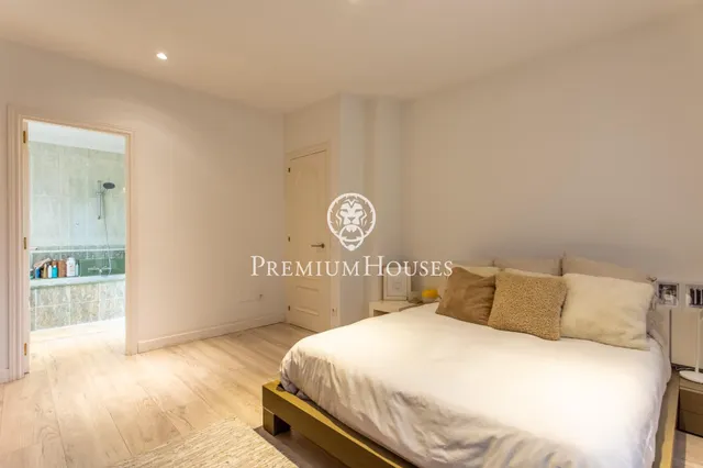 Casa independiente con jardín en venta en Argentona — 16