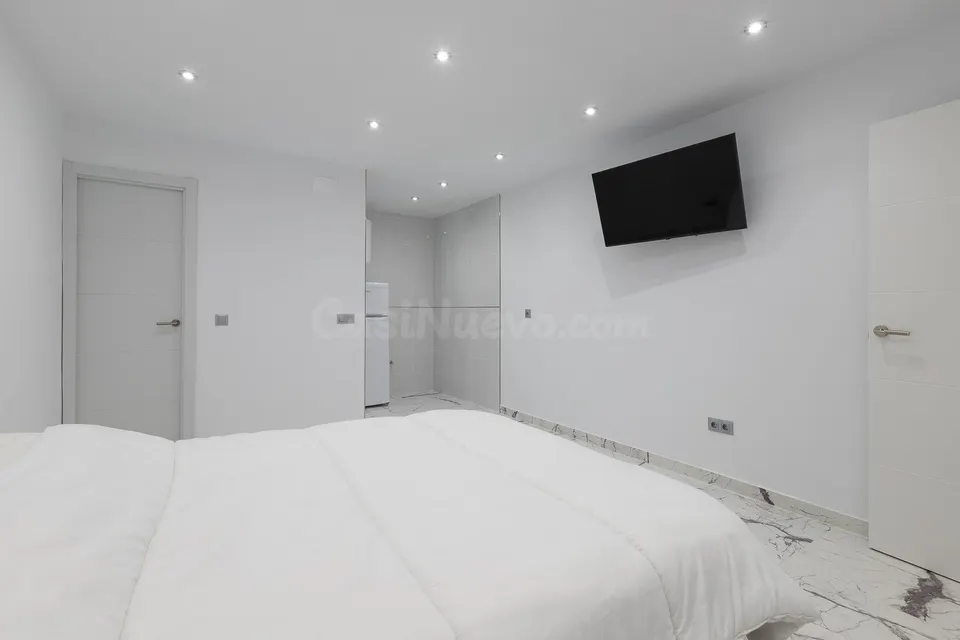 ESTUDIOS A ESTRENAR JUNTO PUERTO DEPORTIVO FUENGIROLA