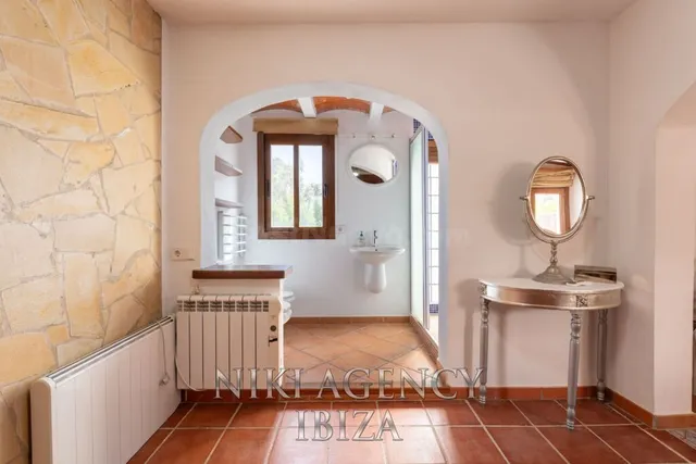 Casa-Chalet en Venta en Santa Eularia Des Riu Baleares — 35