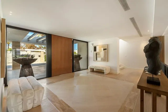 Villa 6 habitaciones 840m² en venta - Aloha — 26